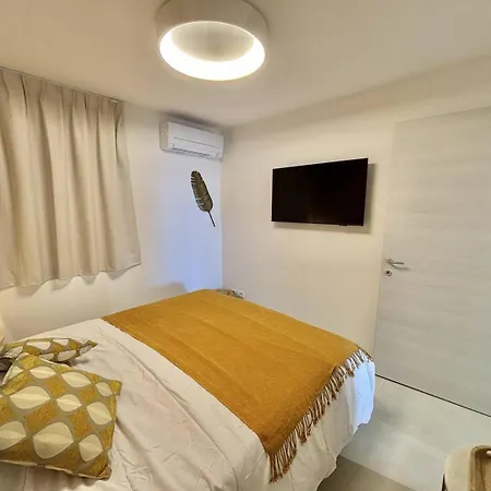 Apartment Eden B Sanguinaires Vue Avec Piscine Ajaccio (Corsica)