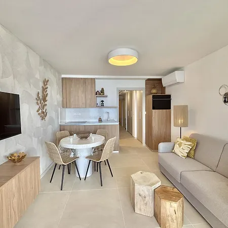 Eden B Sanguinaires Vue Avec Piscine Apartment Ajaccio (Corsica)